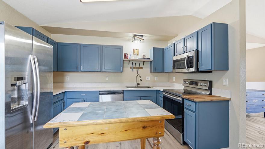 MLS Image #9 for 513  sundance circle,dacono, Colorado