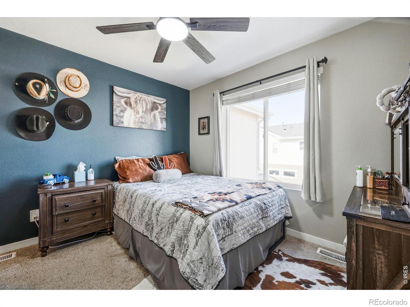 MLS Image #11 for 515  condor way,johnstown, Colorado