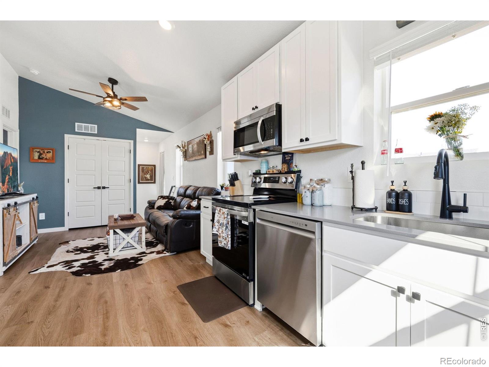 MLS Image #8 for 515  condor way,johnstown, Colorado