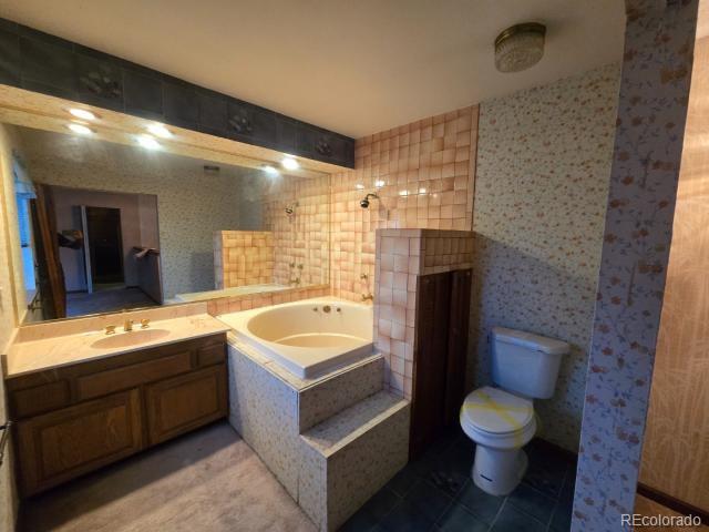 MLS Image #10 for 2600 s xanadu way b,aurora, Colorado