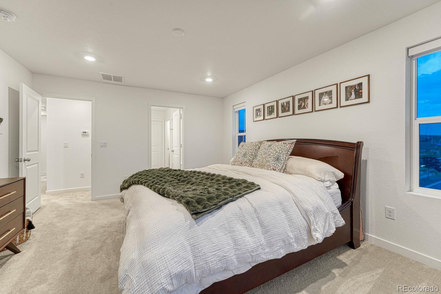 MLS Image #14 for 1976 s fultondale court,aurora, Colorado