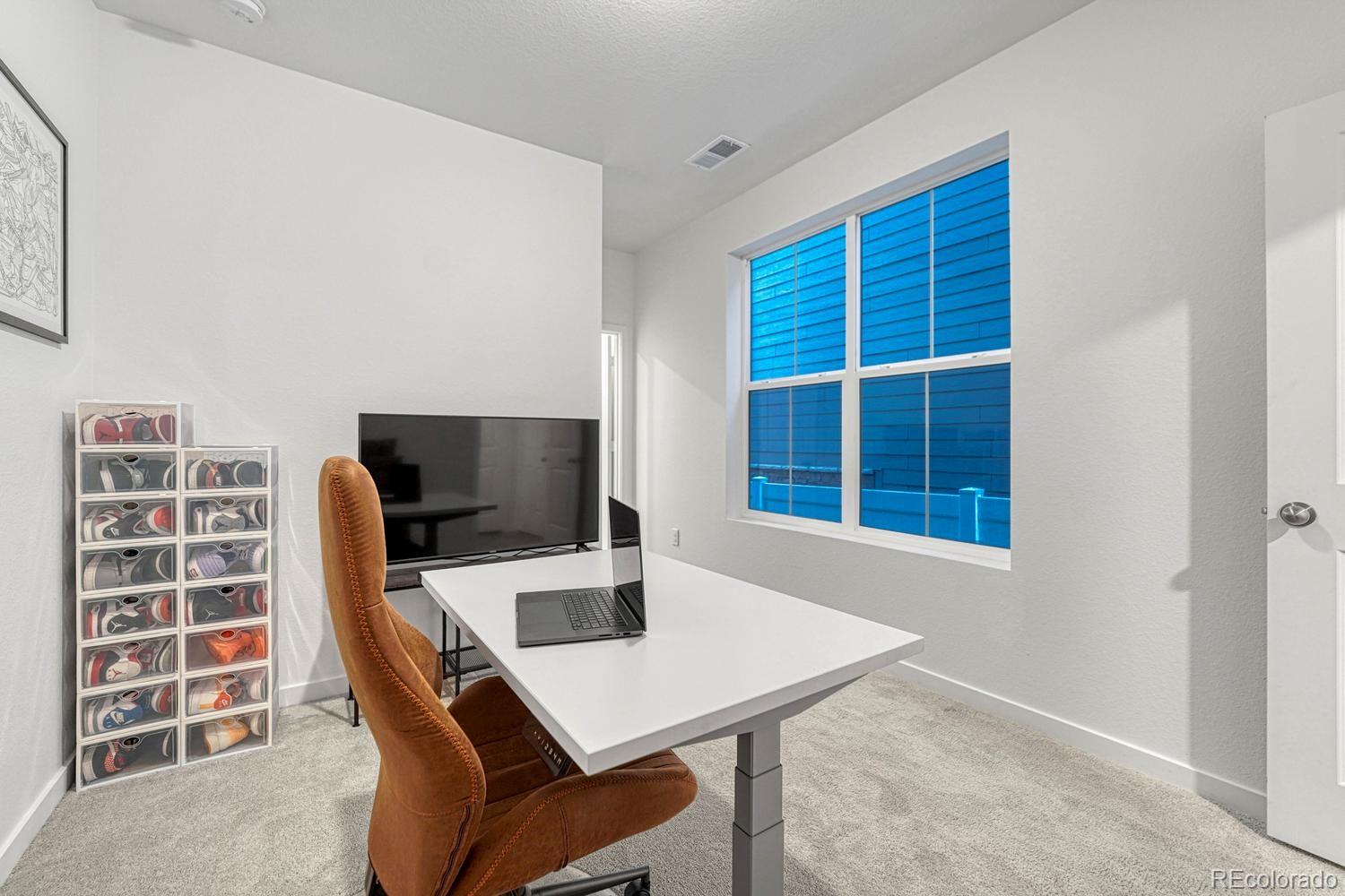 MLS Image #24 for 1976 s fultondale court,aurora, Colorado