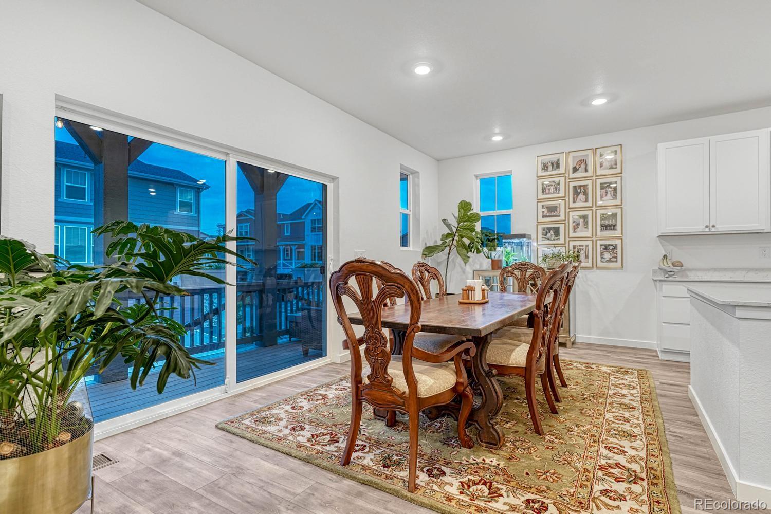 MLS Image #3 for 1976 s fultondale court,aurora, Colorado