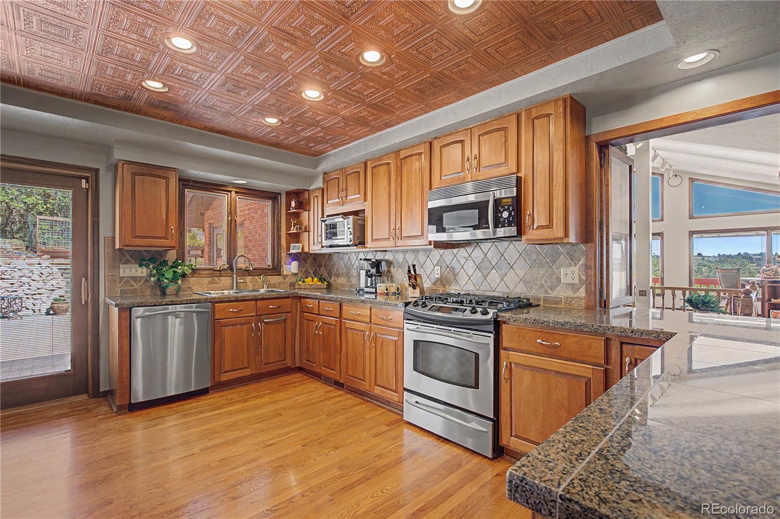 MLS Image #11 for 8020  westwood road,colorado springs, Colorado