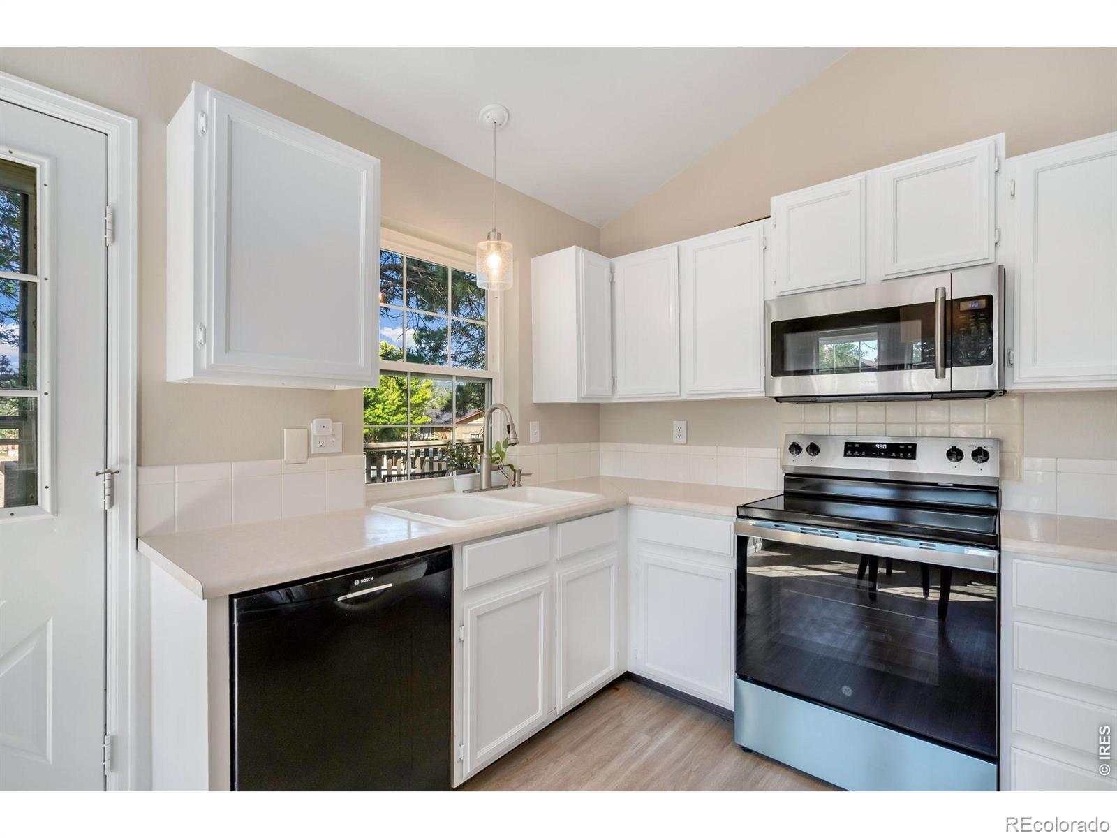 MLS Image #12 for 2828  silverplume drive,fort collins, Colorado