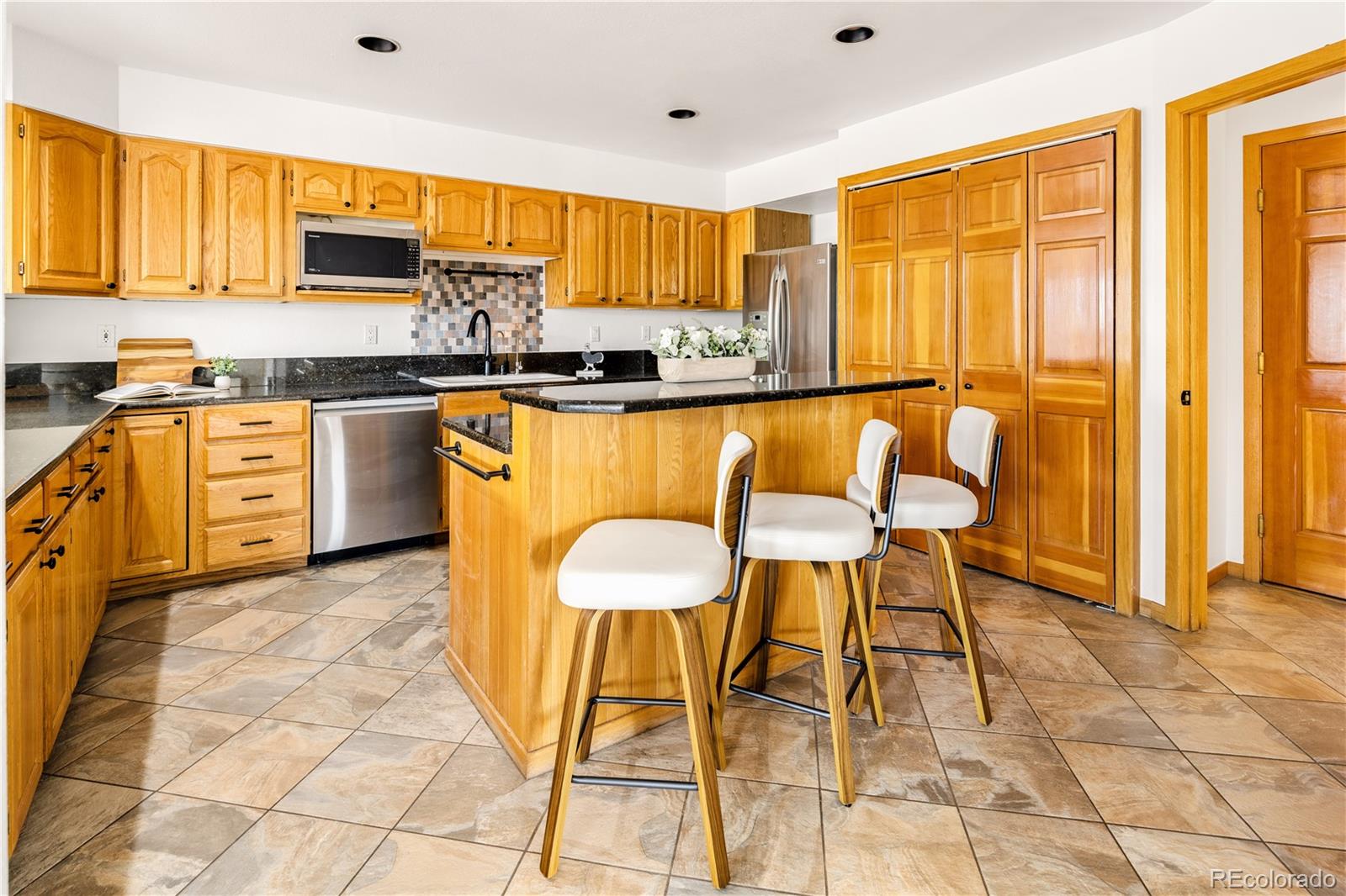 MLS Image #13 for 454  ensign drive,dillon, Colorado
