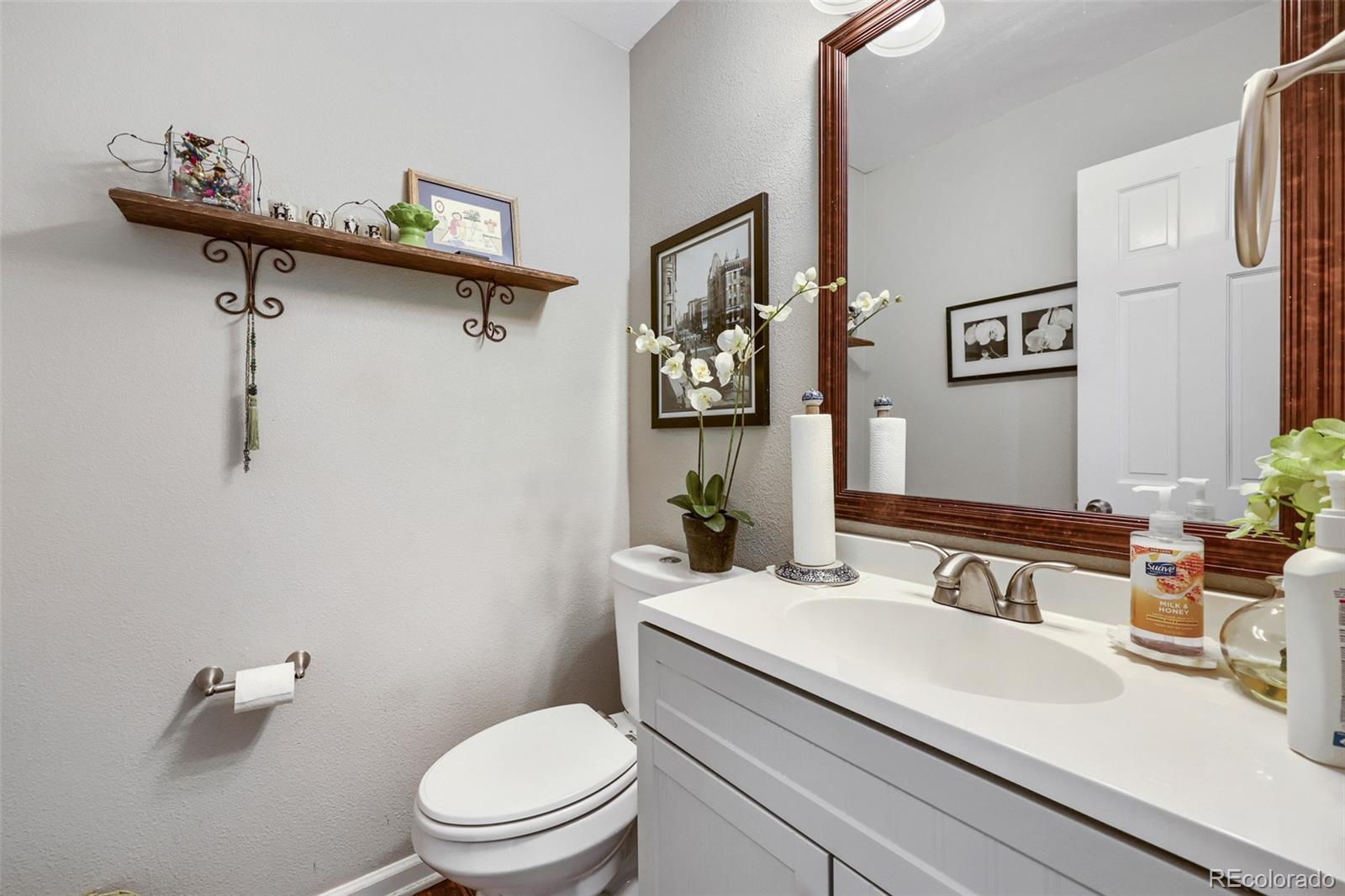 MLS Image #10 for 20577 e shefield court,parker, Colorado