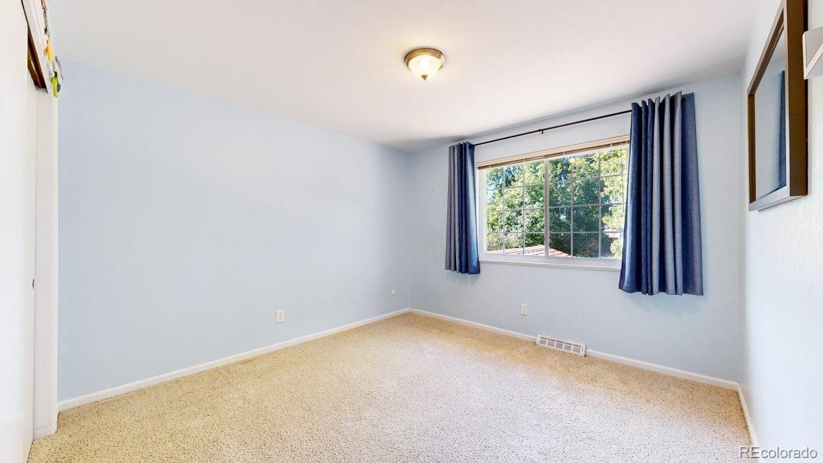 MLS Image #17 for 1450 s oakland street,aurora, Colorado