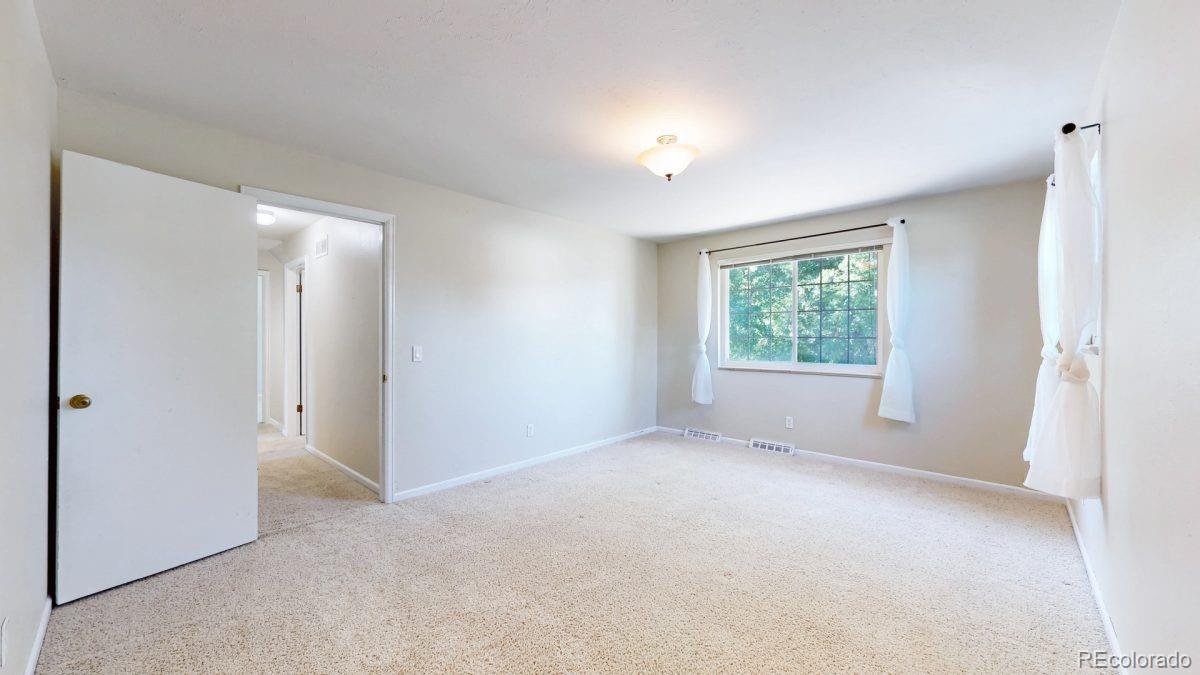 MLS Image #26 for 1450 s oakland street,aurora, Colorado