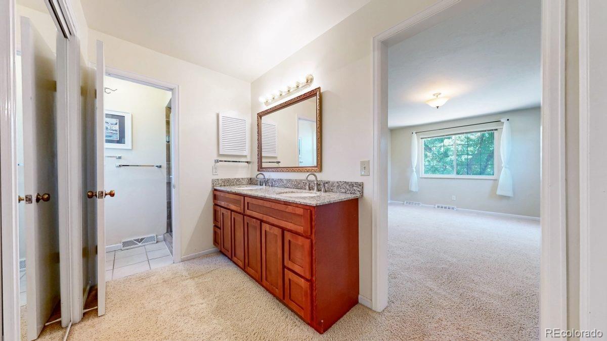 MLS Image #27 for 1450 s oakland street,aurora, Colorado