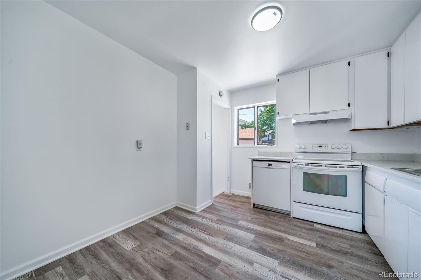 MLS Image #12 for 160 e 105th avenue,denver, Colorado