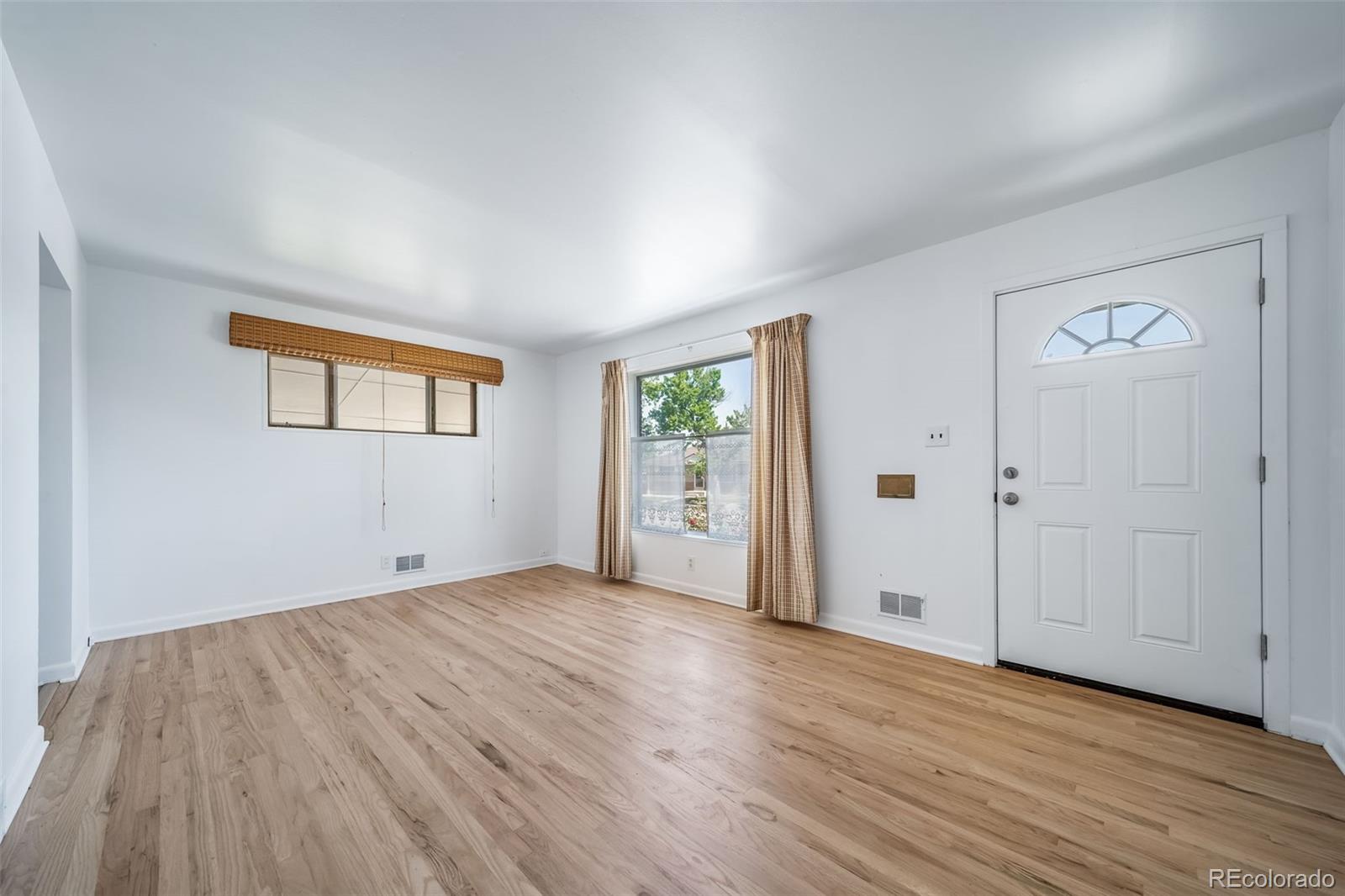 MLS Image #8 for 160 e 105th avenue,denver, Colorado