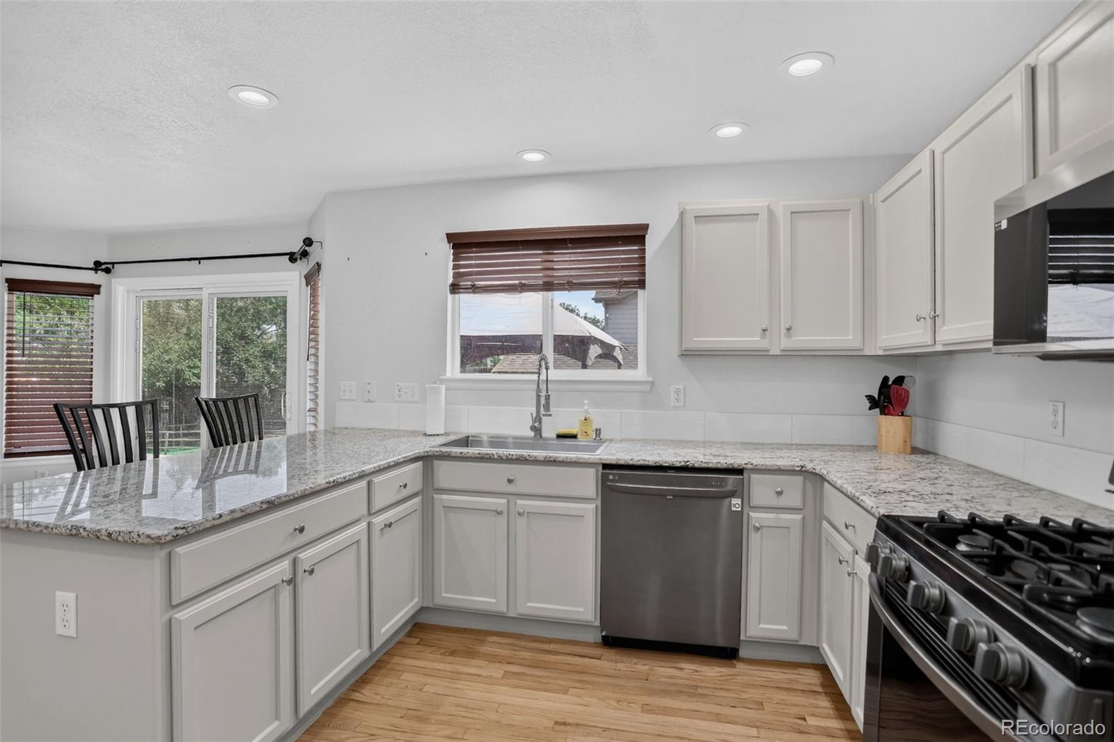MLS Image #3 for 628 s 16th avenue,brighton, Colorado