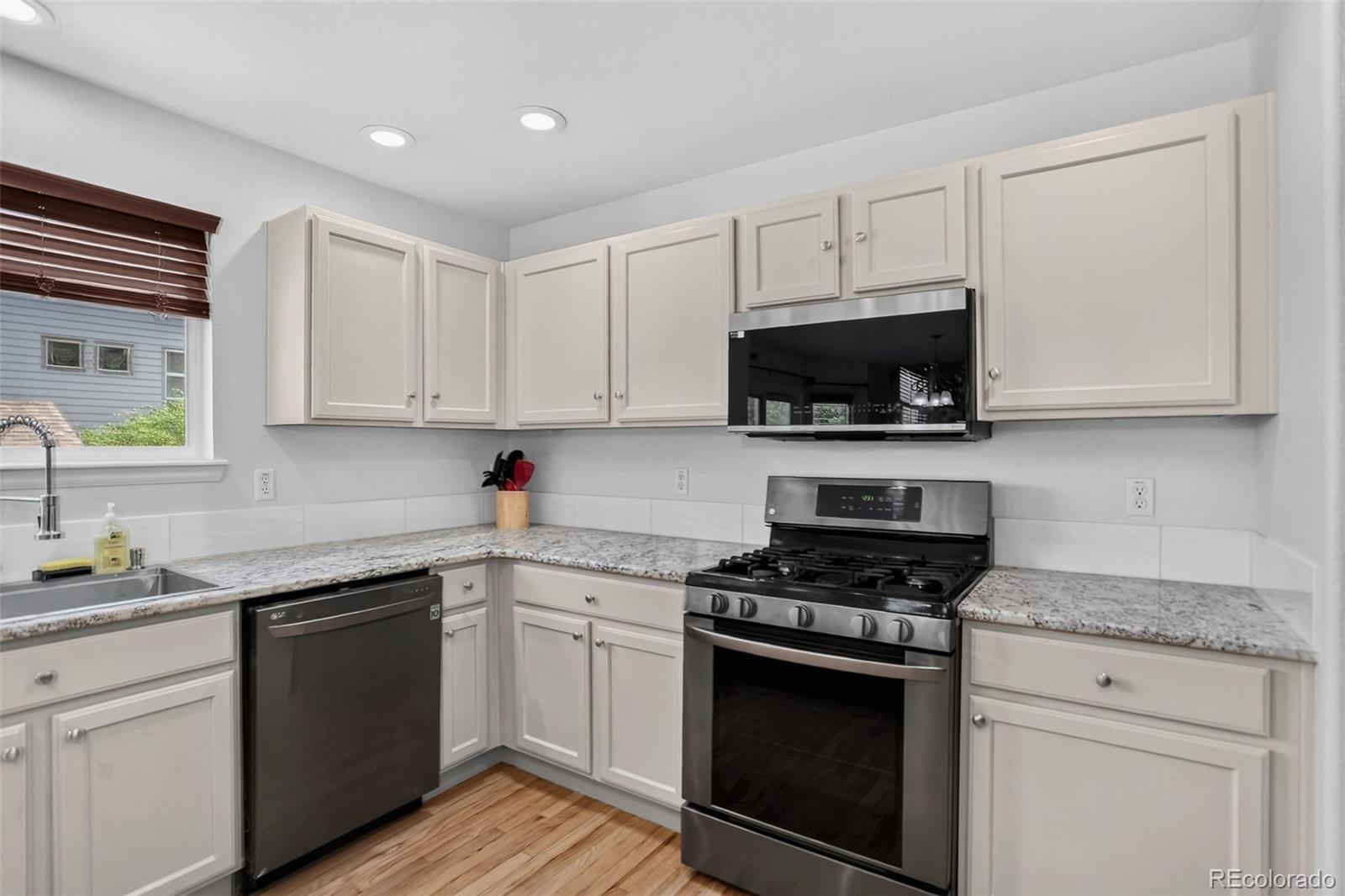 MLS Image #5 for 628 s 16th avenue,brighton, Colorado