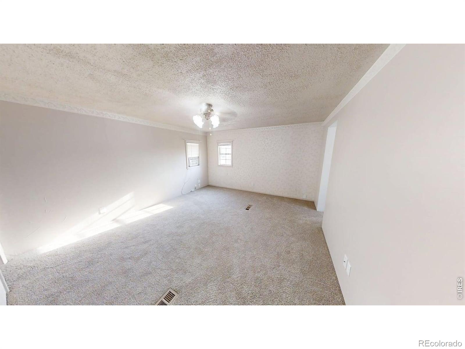 MLS Image #13 for 114  linden drive,log lane village, Colorado