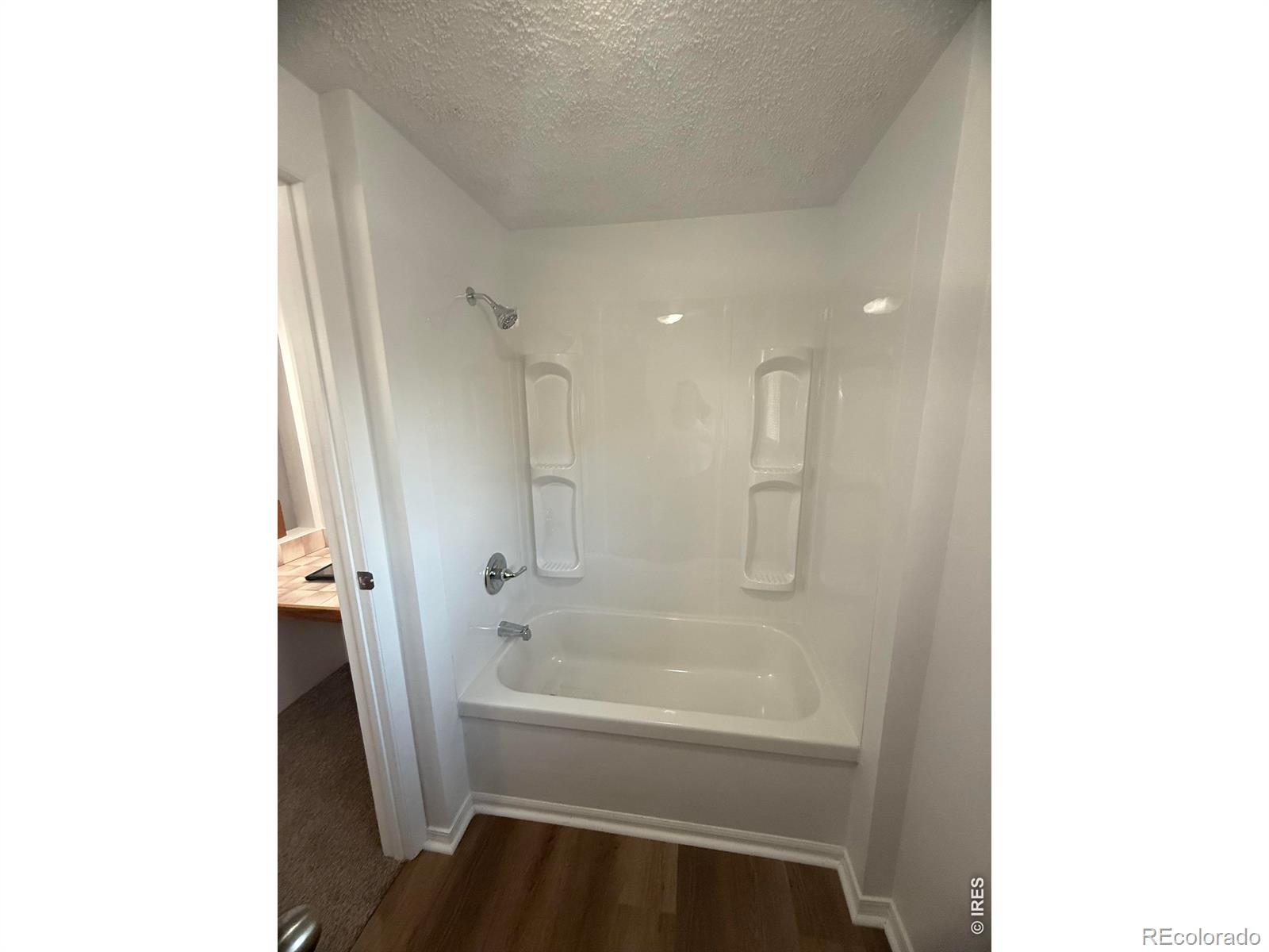 MLS Image #16 for 114  linden drive,log lane village, Colorado