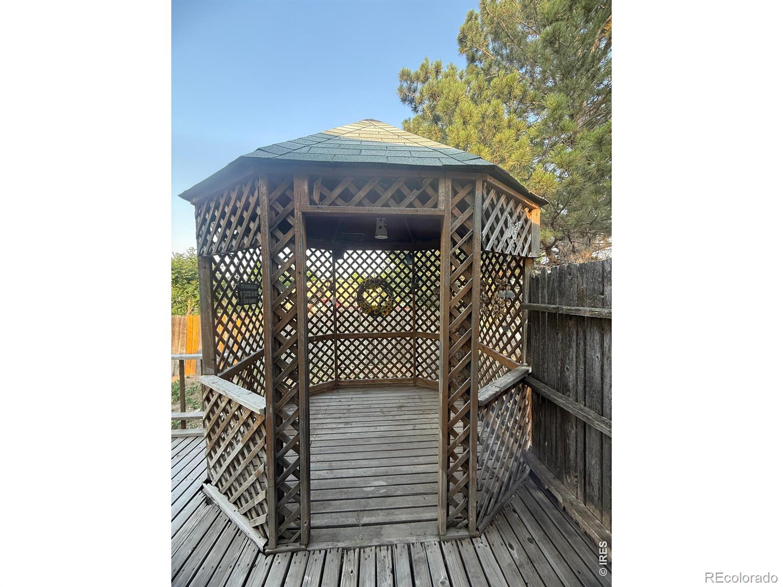 MLS Image #25 for 114  linden drive,log lane village, Colorado