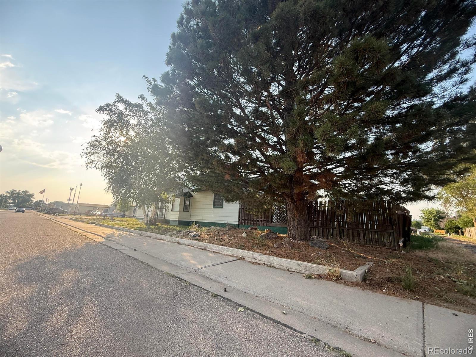 MLS Image #32 for 114  linden drive,log lane village, Colorado