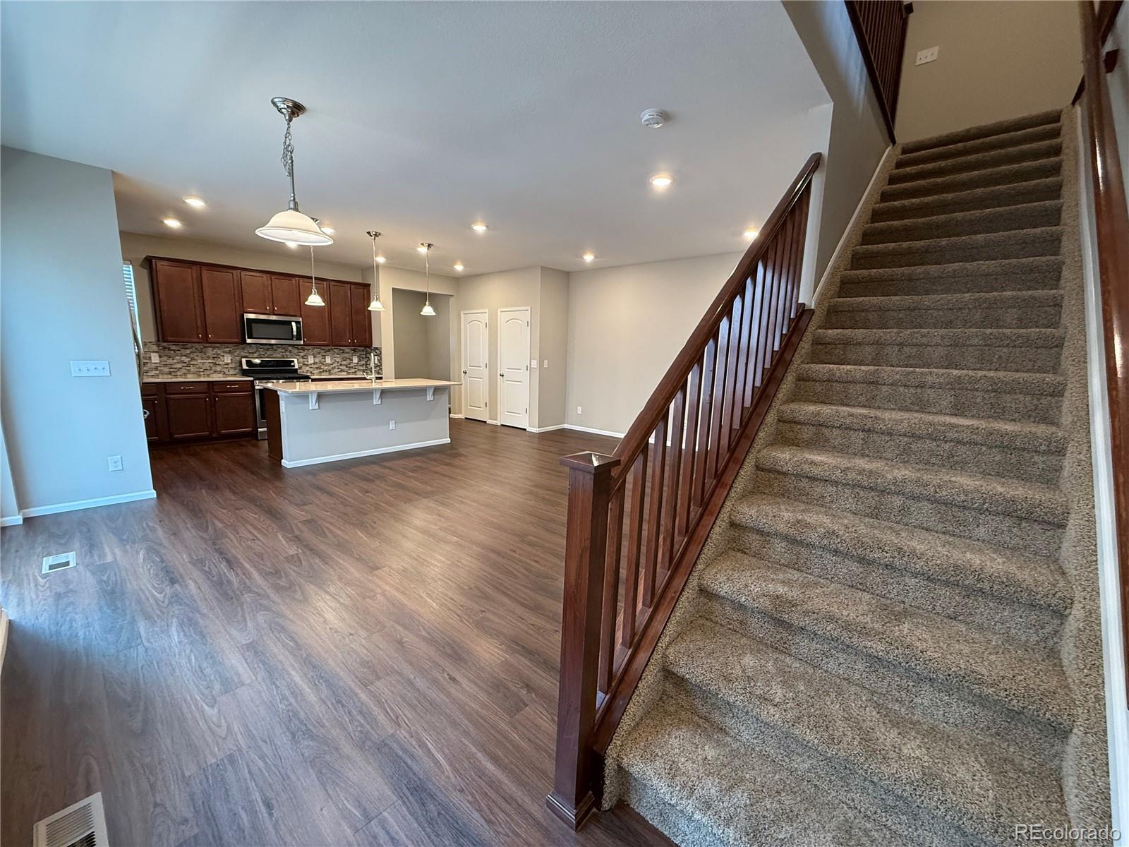 MLS Image #11 for 9327 e 60th avenue,denver, Colorado