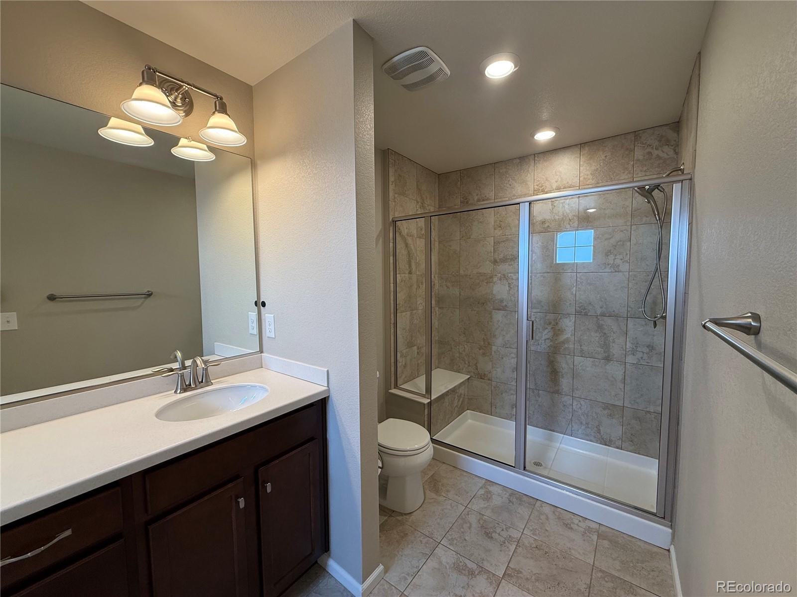 MLS Image #18 for 9327 e 60th avenue,denver, Colorado