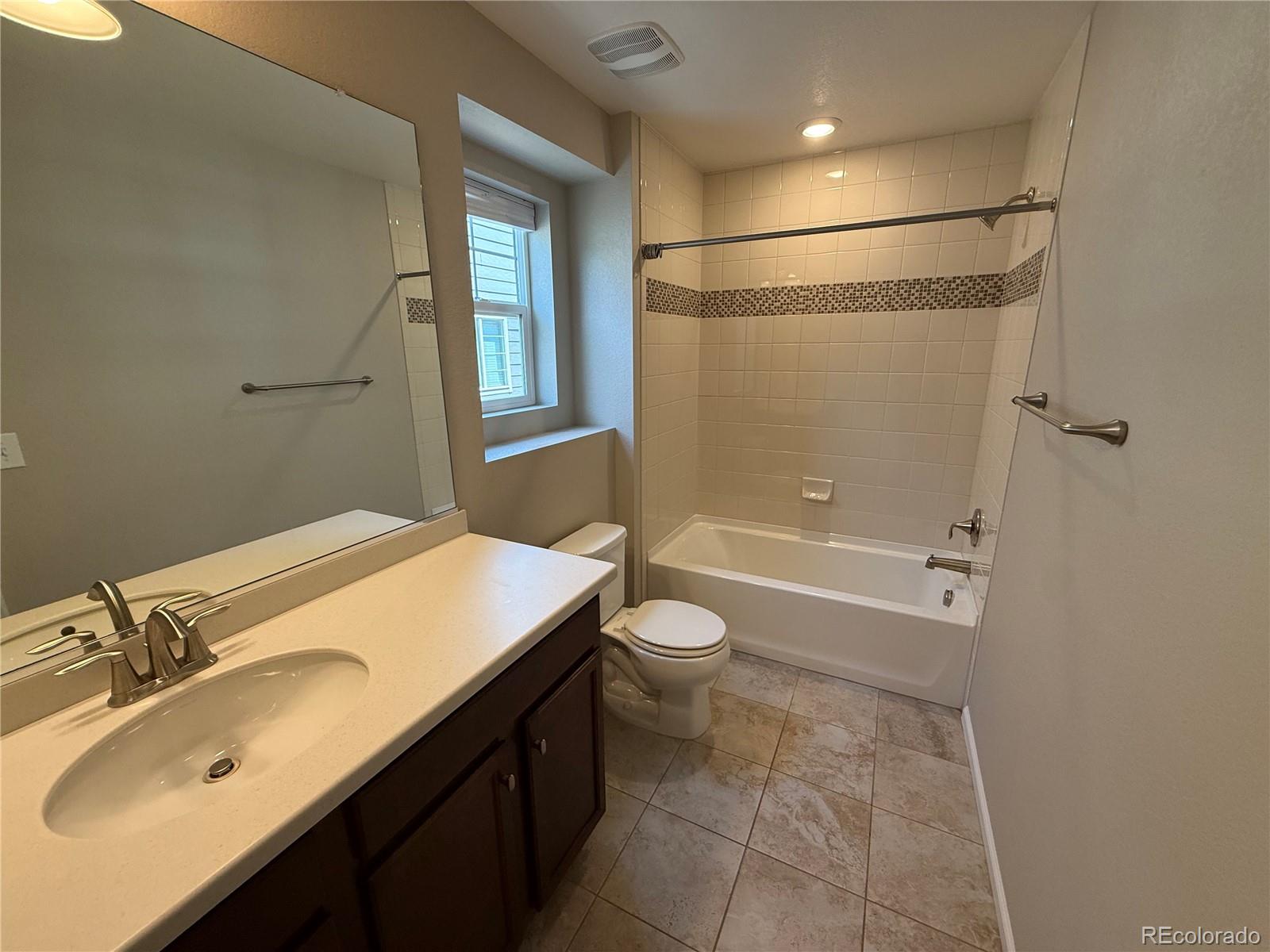 MLS Image #27 for 9327 e 60th avenue,denver, Colorado