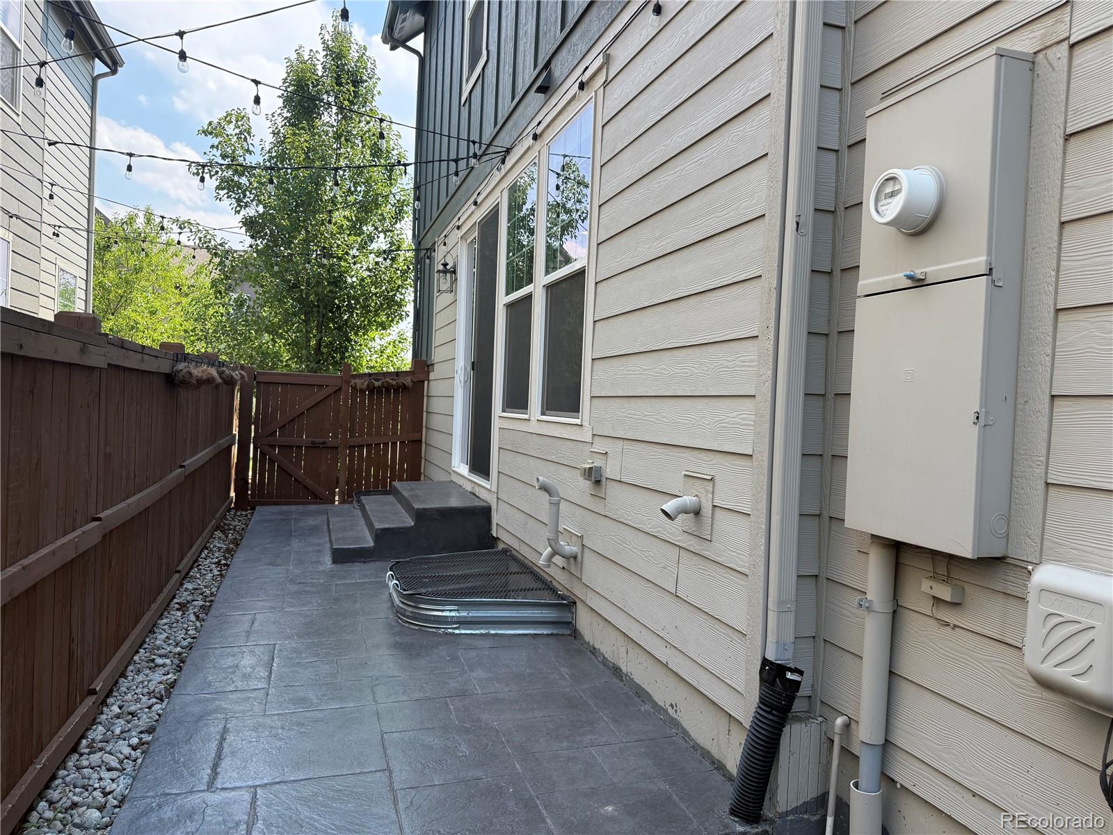 MLS Image #31 for 9327 e 60th avenue,denver, Colorado