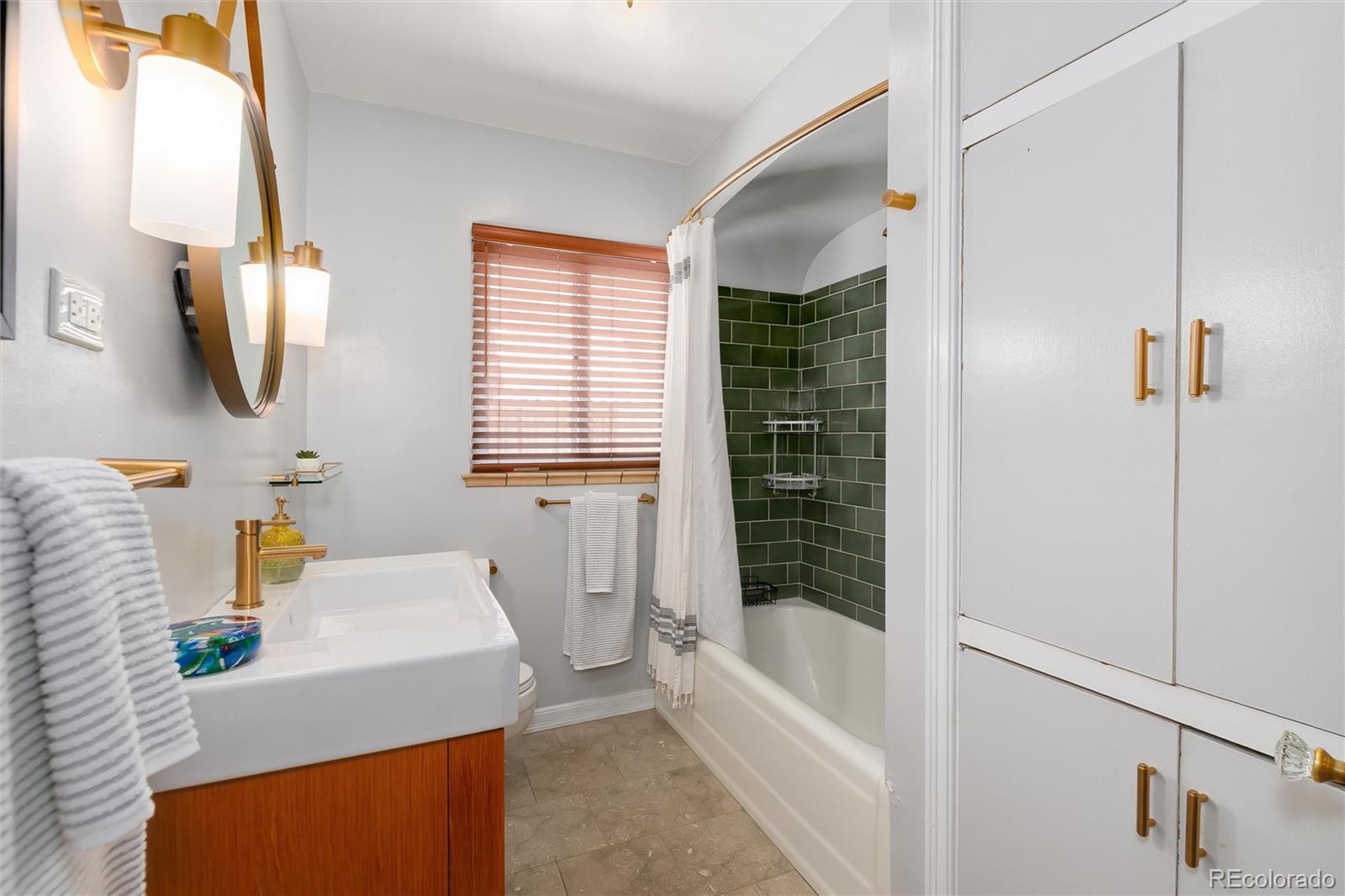 MLS Image #29 for 1595 s downing street,denver, Colorado