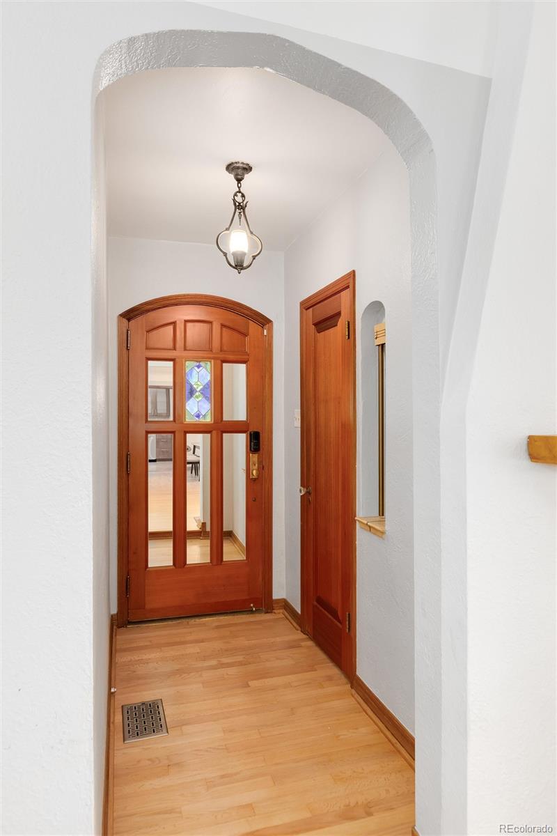 MLS Image #4 for 1595 s downing street,denver, Colorado