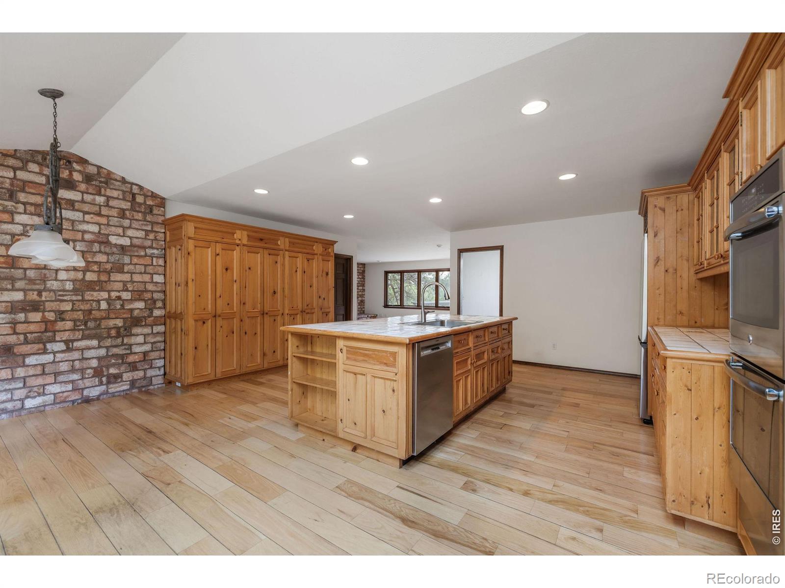 MLS Image #8 for 543  linden park drive,boulder, Colorado