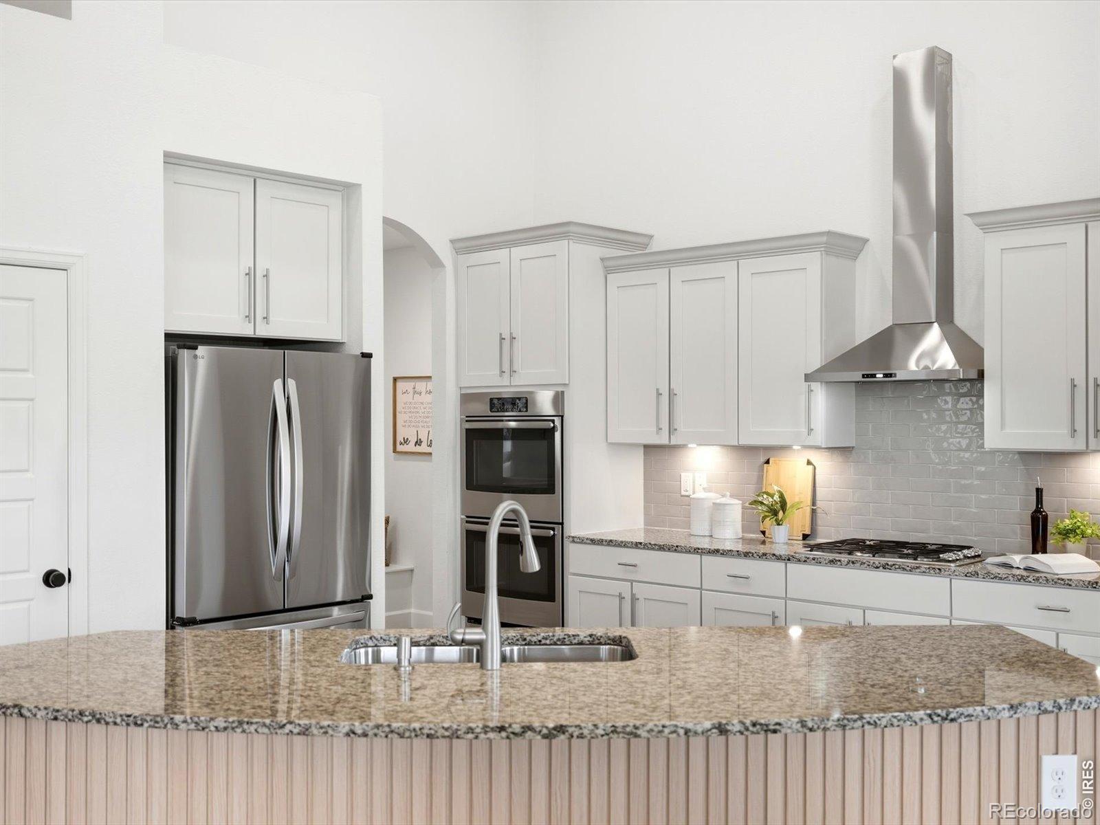 MLS Image #5 for 950  sumner way,erie, Colorado
