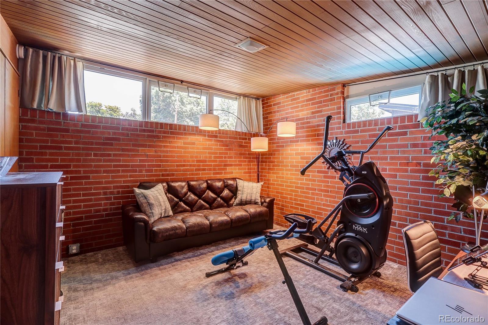 MLS Image #23 for 3000 s marion street,englewood, Colorado