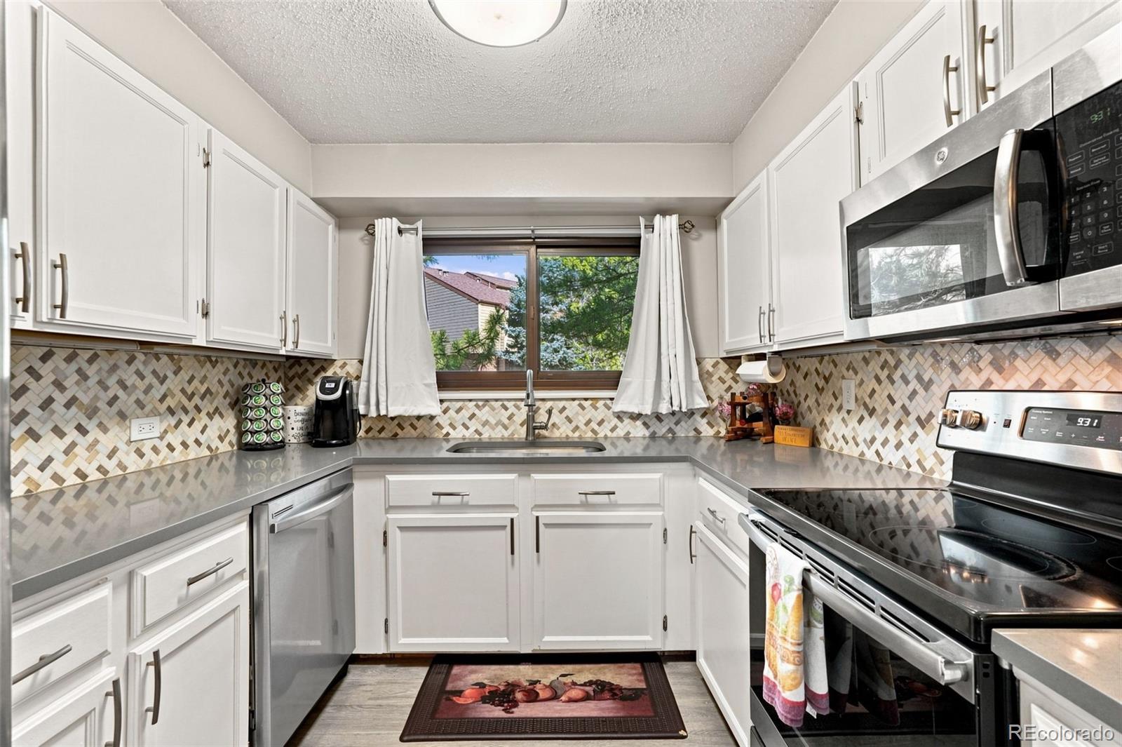 MLS Image #10 for 222  wright street 203,lakewood, Colorado