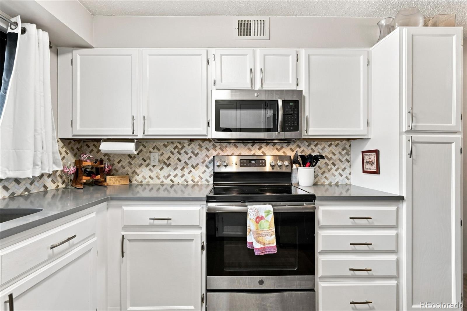 MLS Image #13 for 222  wright street 203,lakewood, Colorado