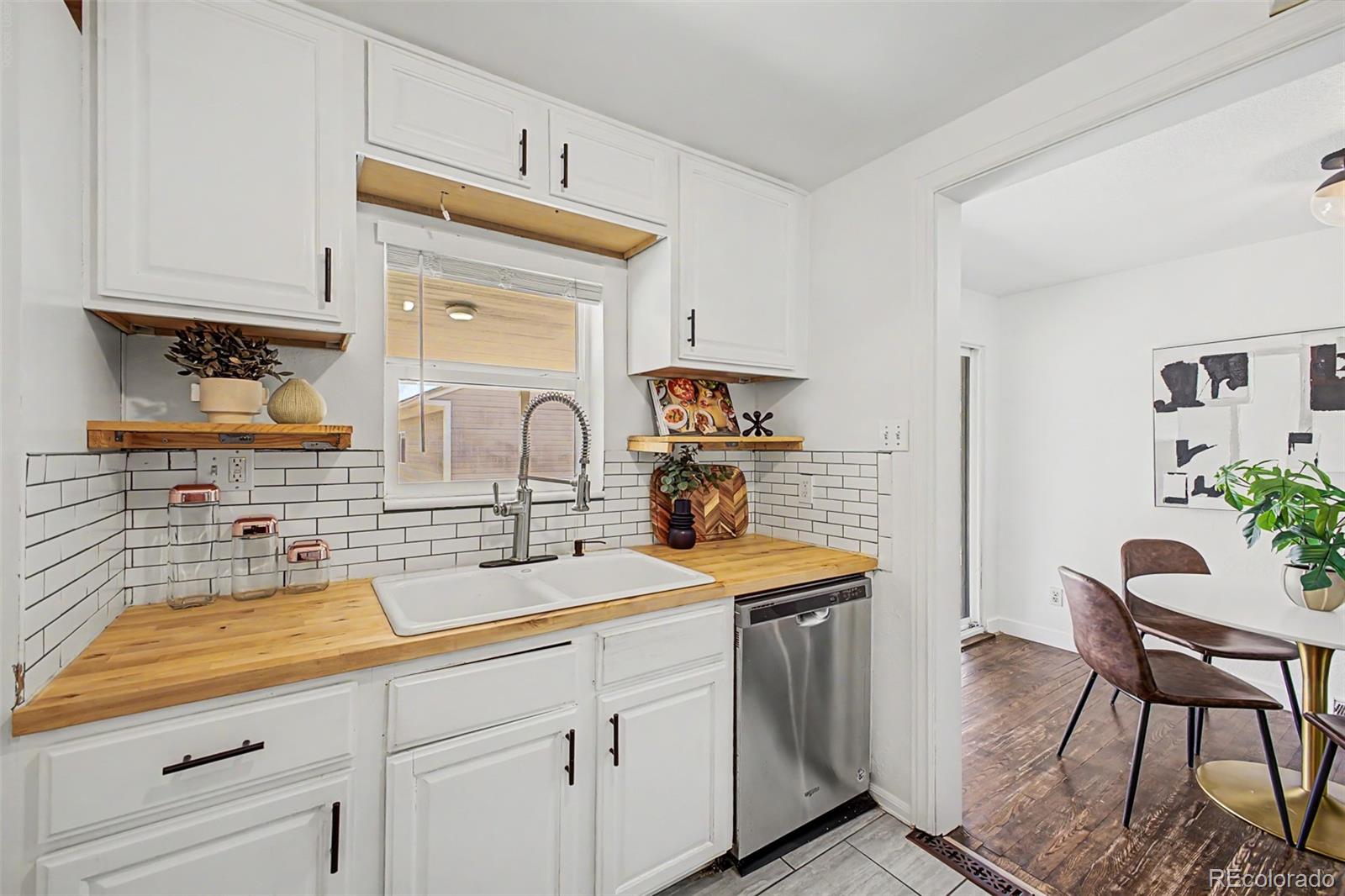 MLS Image #8 for 1956  geneva street,aurora, Colorado