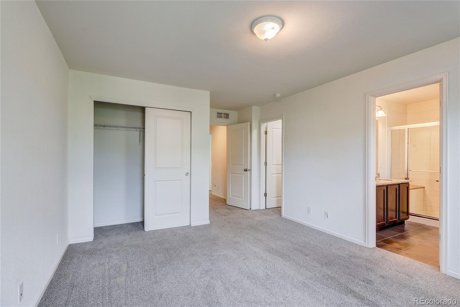 MLS Image #18 for 10771 e 28th place,denver, Colorado
