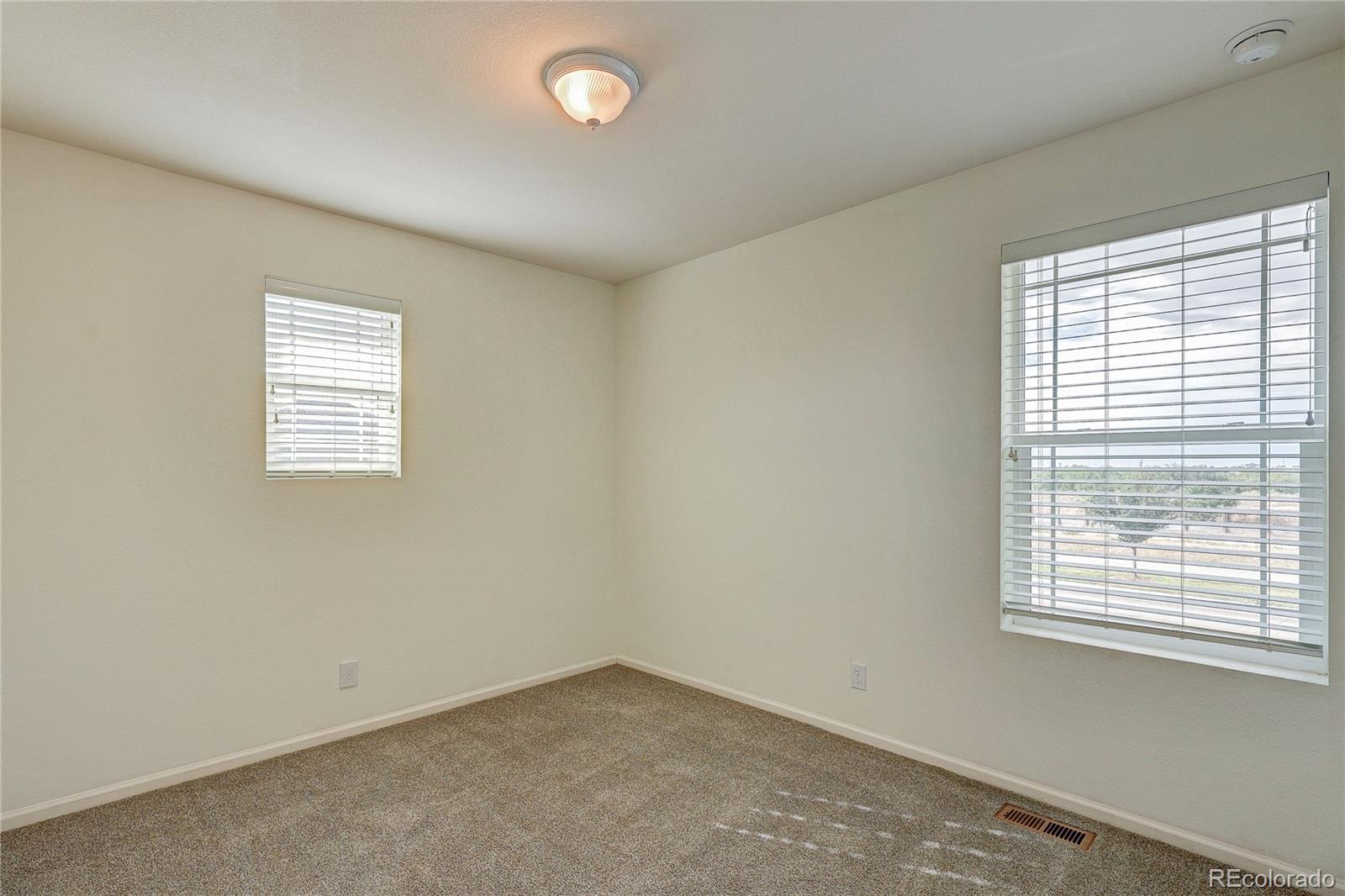 MLS Image #23 for 10771 e 28th place,denver, Colorado