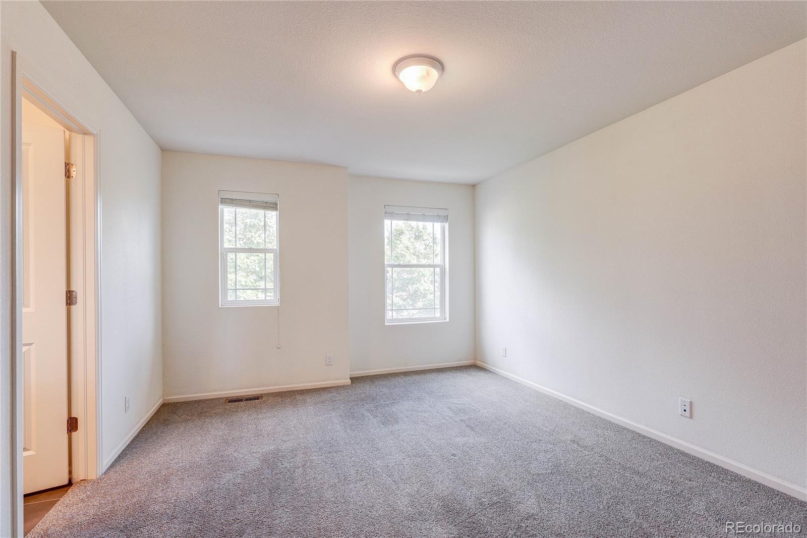 MLS Image #27 for 10771 e 28th place,denver, Colorado