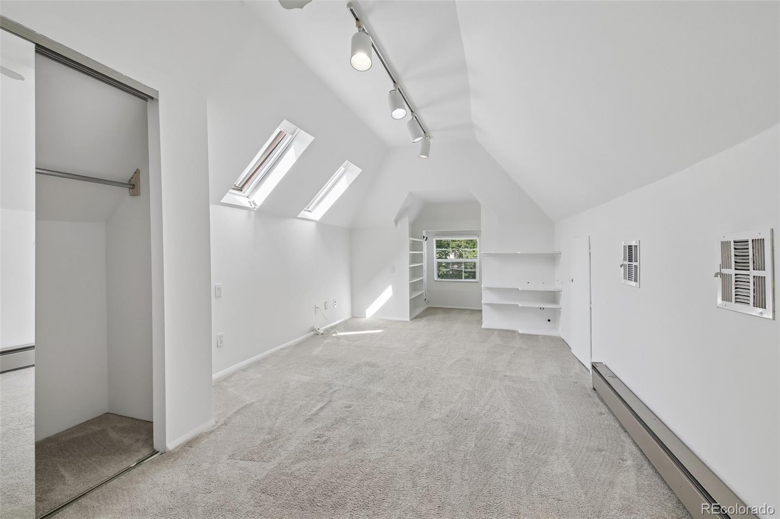 MLS Image #11 for 470 s washington street,denver, Colorado