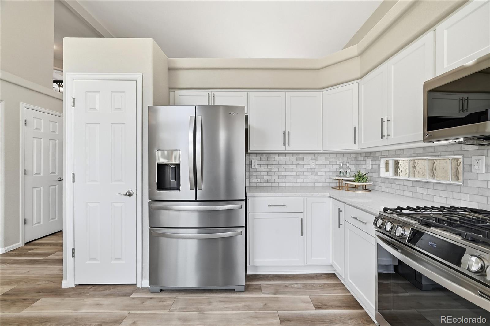 MLS Image #14 for 4620  fenwood drive,littleton, Colorado