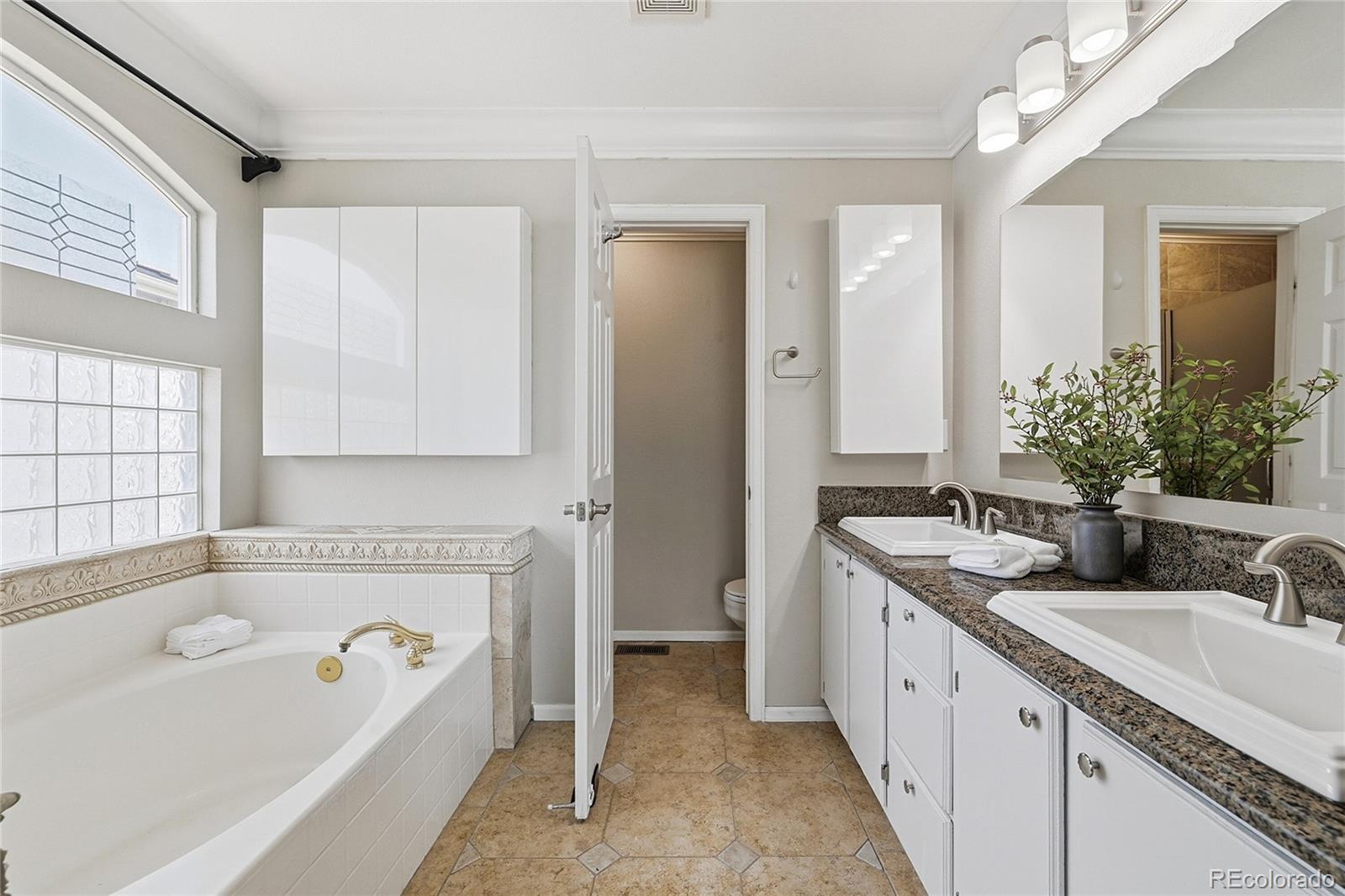 MLS Image #29 for 4620  fenwood drive,littleton, Colorado