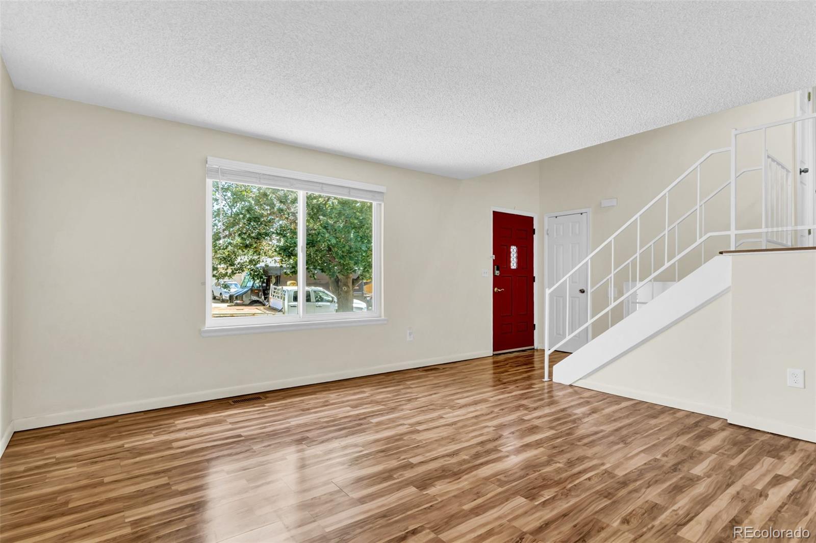 MLS Image #3 for 16219 e linvale avenue,aurora, Colorado