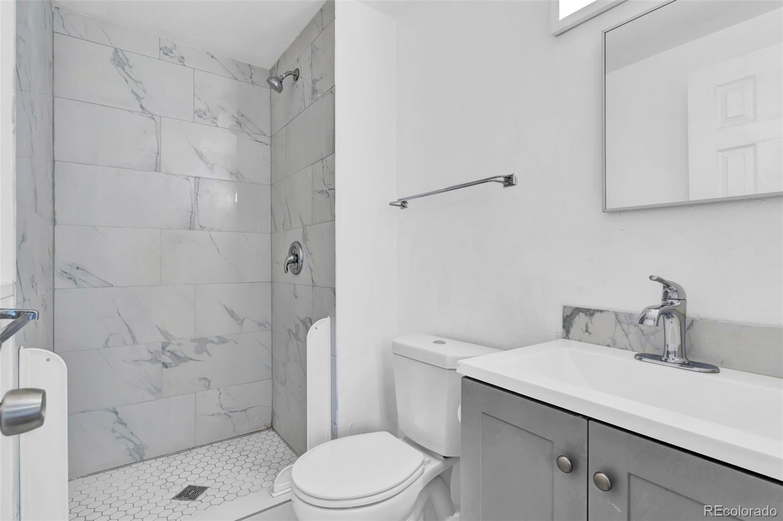 MLS Image #9 for 16219 e linvale avenue,aurora, Colorado