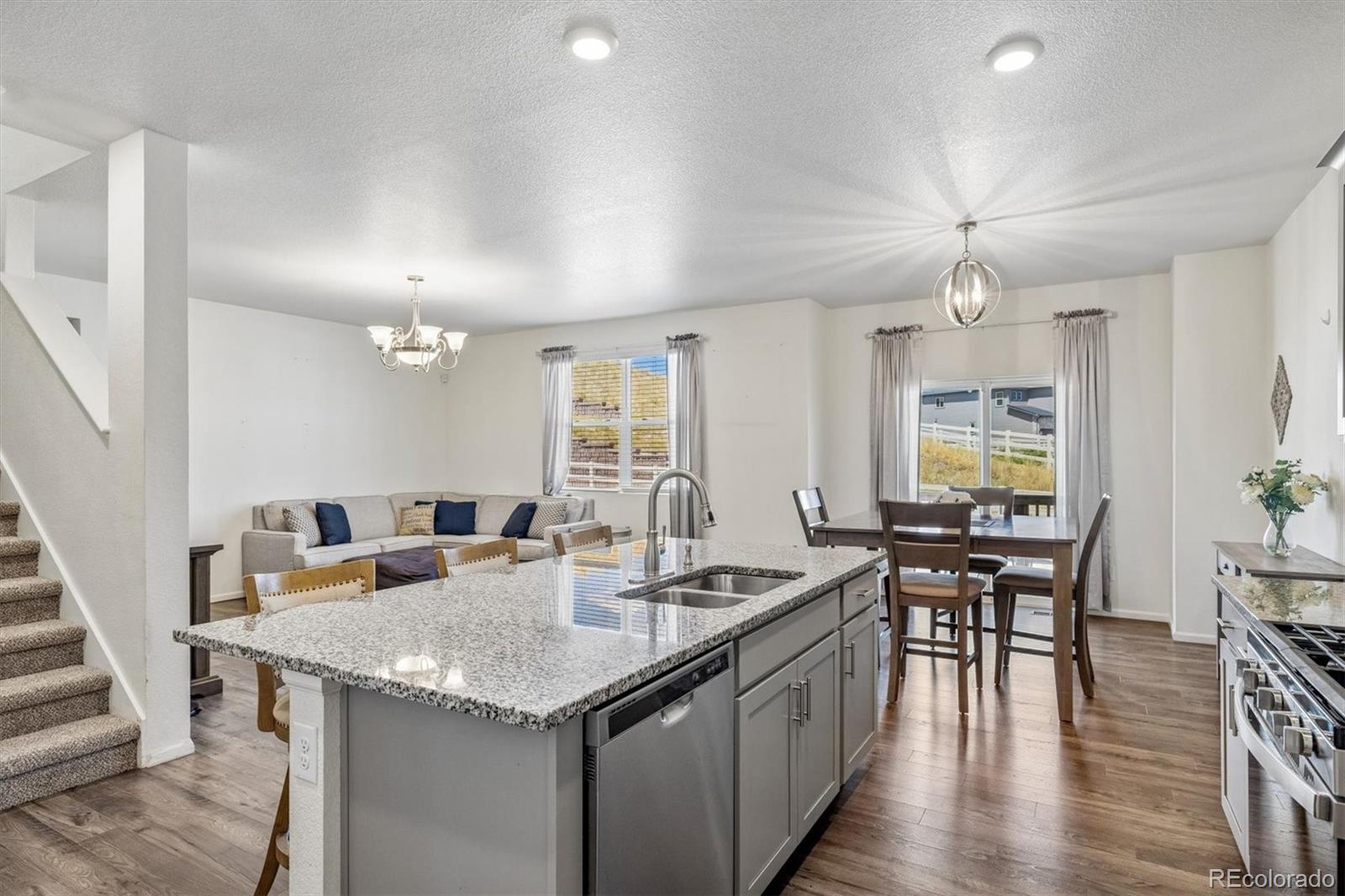 MLS Image #10 for 5823  plains end court,castle rock, Colorado