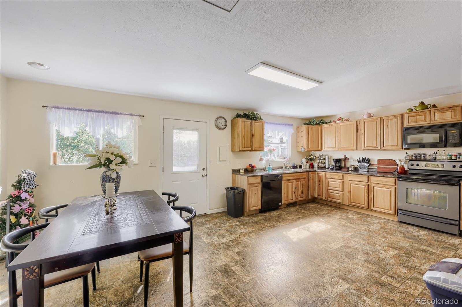 MLS Image #3 for 1133  livingston avenue,colorado springs, Colorado