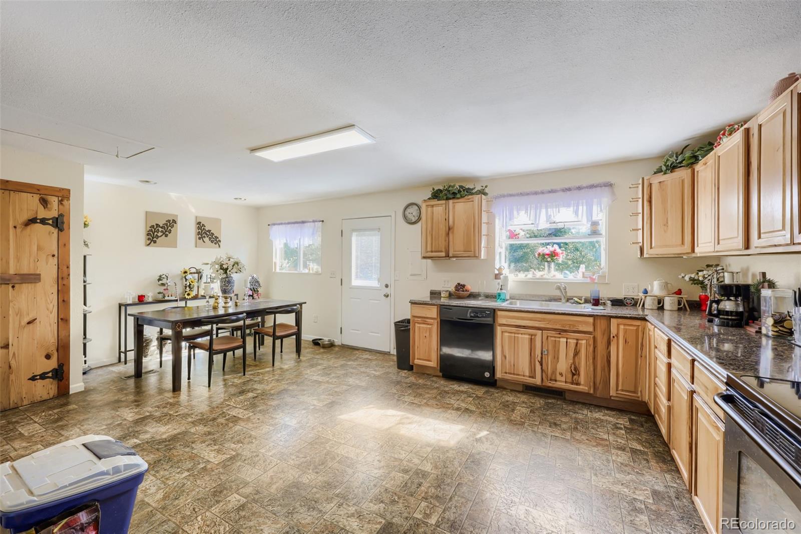 MLS Image #7 for 1133  livingston avenue,colorado springs, Colorado