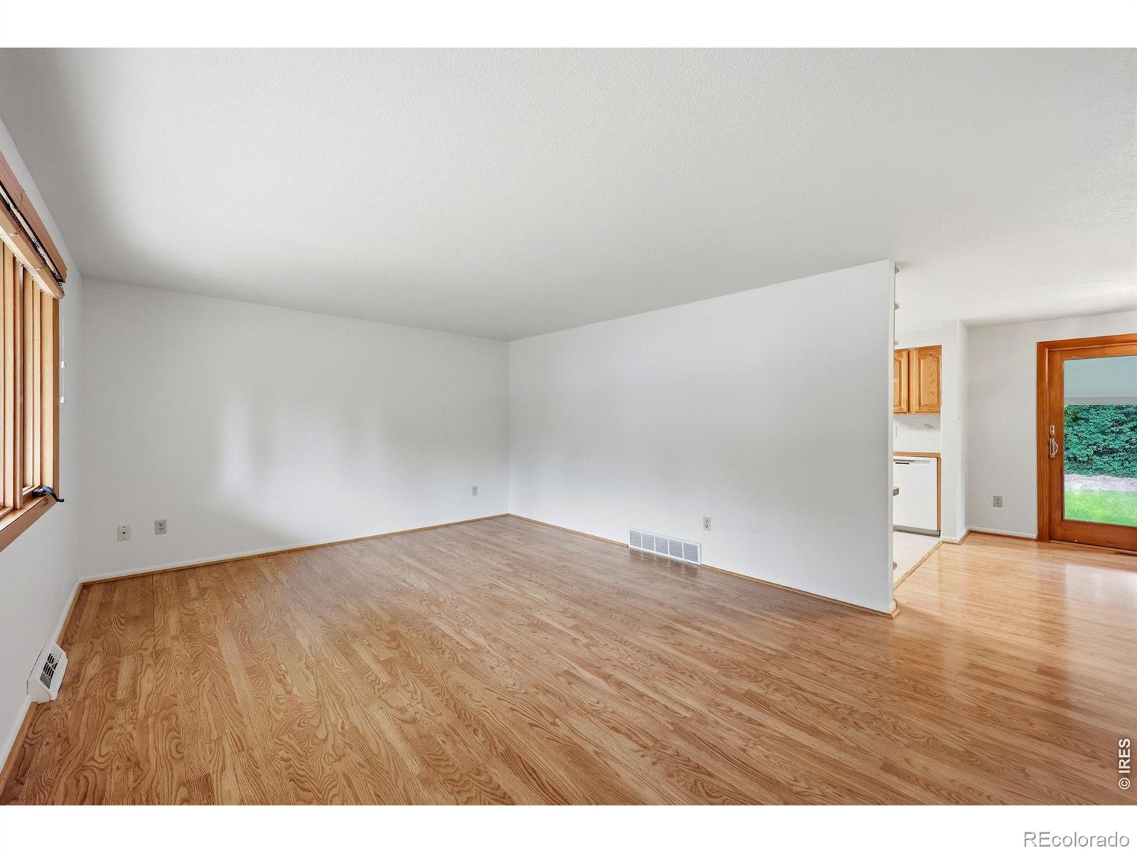 MLS Image #6 for 1917  estrella avenue,loveland, Colorado
