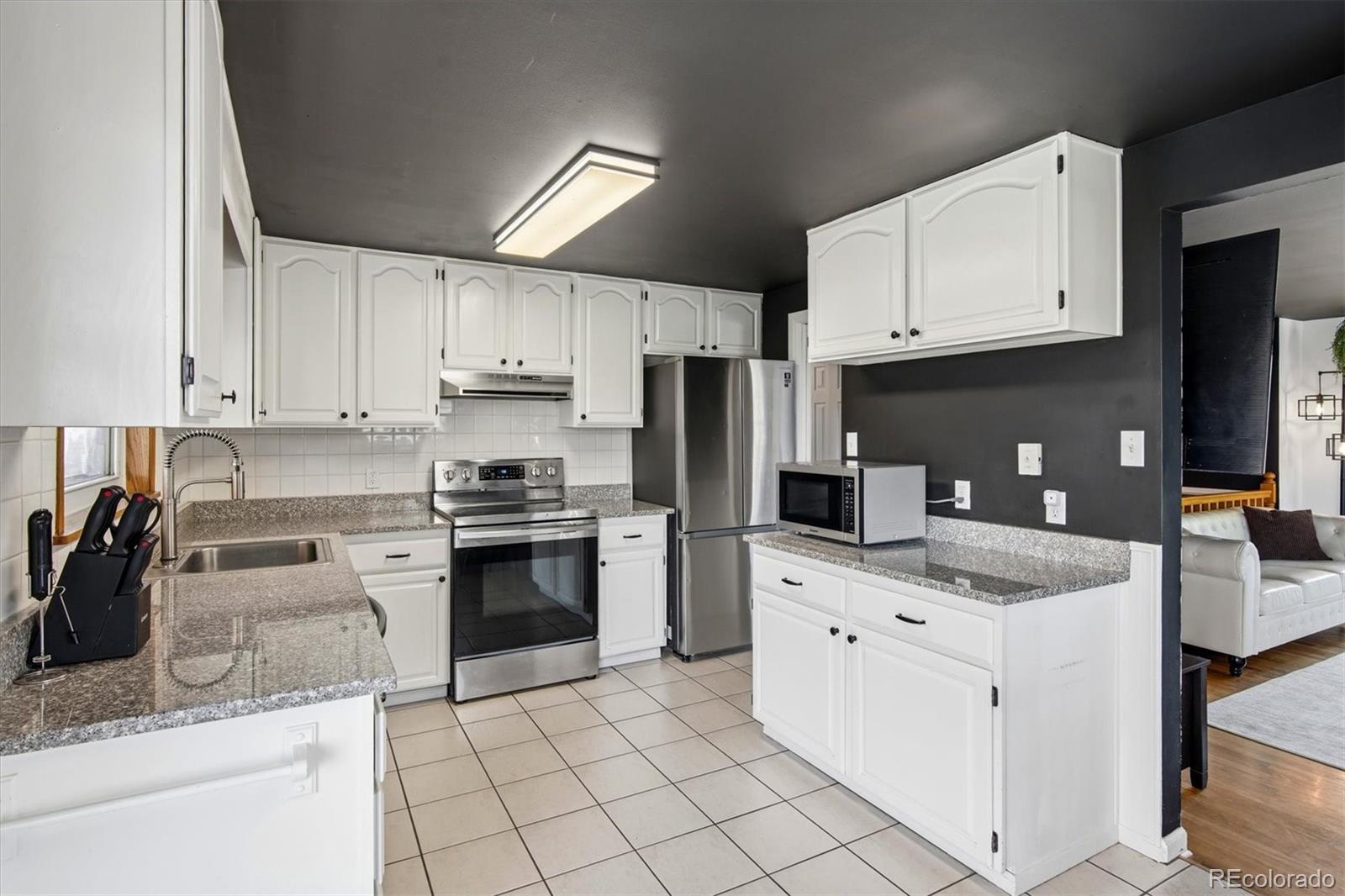 MLS Image #13 for 986 e 114th place,denver, Colorado