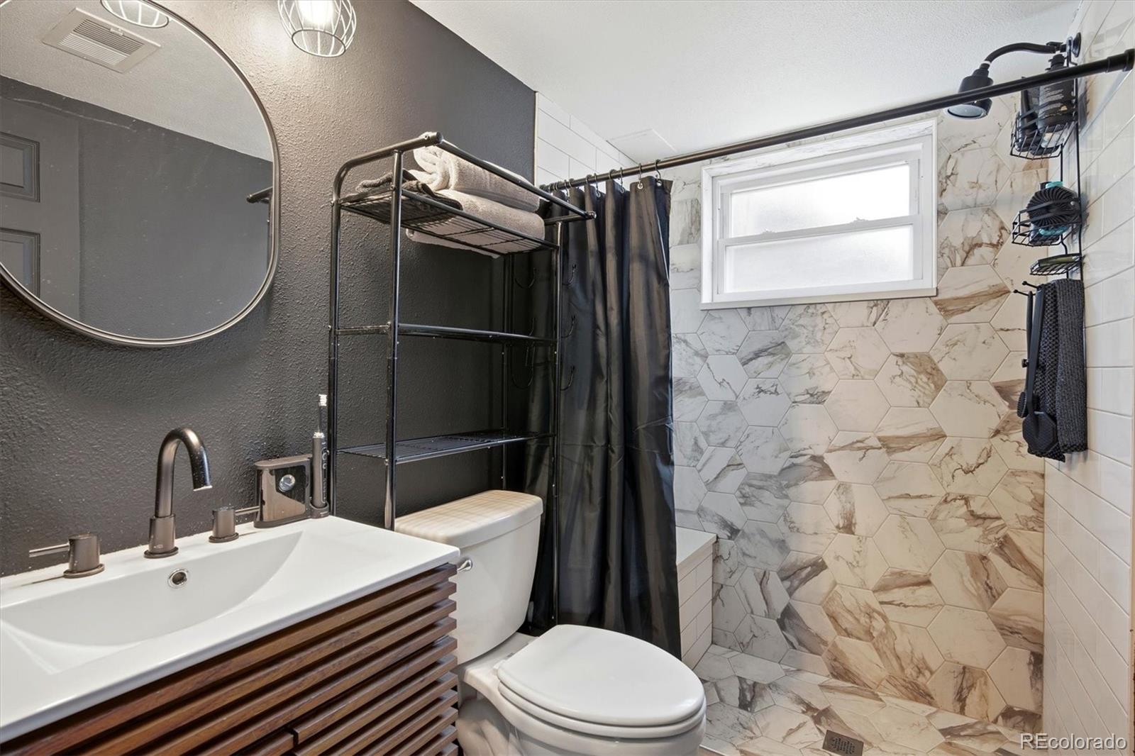 MLS Image #22 for 986 e 114th place,denver, Colorado