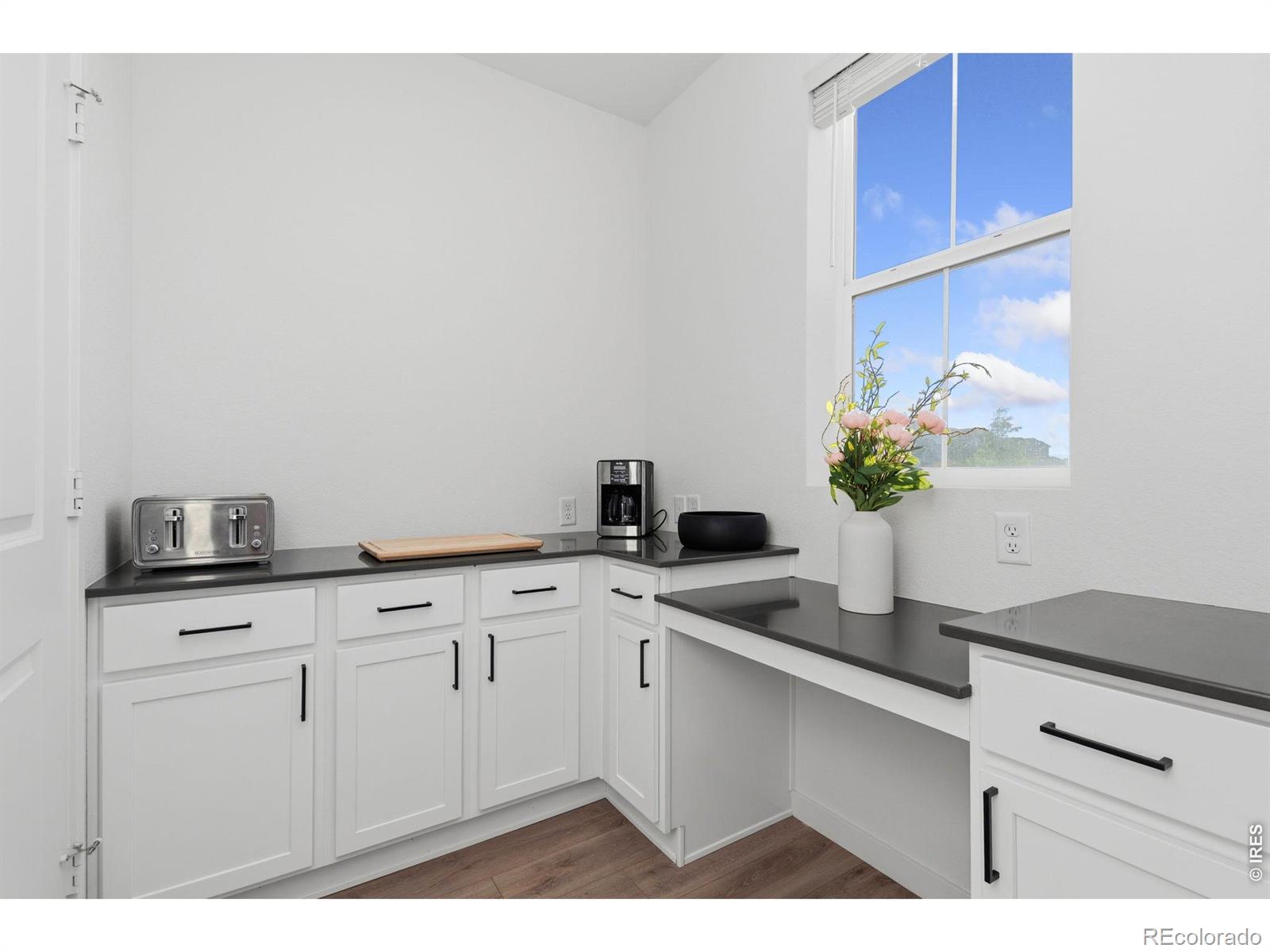 MLS Image #15 for 5590  runge road,timnath, Colorado