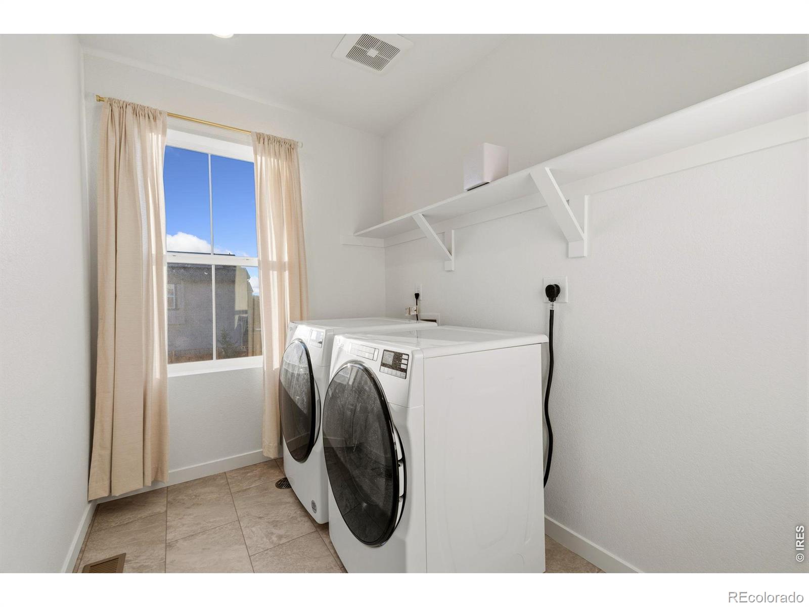 MLS Image #33 for 5590  runge road,timnath, Colorado